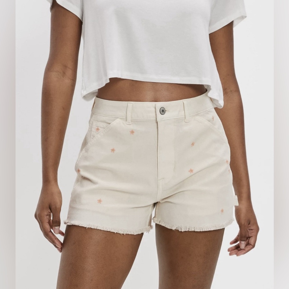 American Eagle women highest rise 90s boyfriend shorts size L